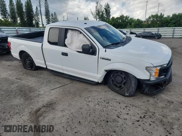 ✅ 2018 Ford F-150 XLT • VIN: 1FTEX1EP5JFB73167 • Lot: 70803495. Wystawiony na Copart z przebiegiem 99 081 mil. Bezpłatny archiwum sprzedaży aukcyjnych z USA i szczegółowy raport historii pojazdu na DreamBid. Zdjęcie 4.