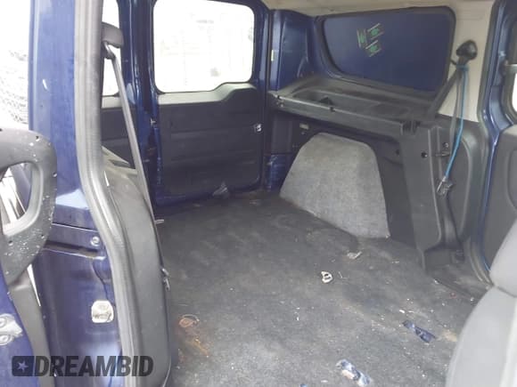 ✅ 2016 Ram ProMaster City Cargo Tradesman SLT • VIN: ZFBERFBT6G6B09453 • Лот: 43250617. Опубликован ранее на IAAI с пробегом 171 165 миль. Бесплатный доступ к архиву аукционных продаж из США и подробный отчёт об истории автомобиля на DreamBid. Изображение 8.