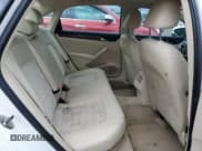 ✅ 2012 Volkswagen Passat SEL Premium • VIN: 1VWCN7A36CC109997 • Лот: 71170215. Опубликован ранее на Copart с пробегом 174 392 миль. Бесплатный доступ к архиву аукционных продаж из США и подробный отчёт об истории автомобиля на DreamBid. Изображение 10.