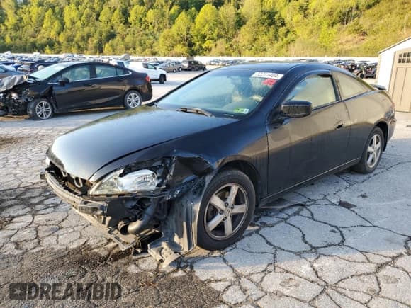 ✅ 2004 Honda Accord EX • VIN: 1HGCM82694A004924 • Lot: 72211404. Listed on Copart with 207,751 mi. Free auction sales archive from the USA and detailed vehicle history report at DreamBid. Image 1.