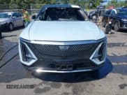 ✅ 2024 Cadillac LYRIQ Luxury • VIN: 1GYKPPRL2RZ142525 • Lot: 42920566. Wystawiony na IAAI z przebiegiem 3 500 mil. Bezpłatny archiwum sprzedaży aukcyjnych z USA i szczegółowy raport historii pojazdu na DreamBid. Zdjęcie 12.