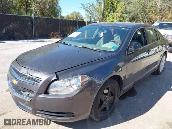 2011 Chevrolet Malibu 1LS с VIN 1G1ZB5E10BF212955, выставлен на аукционе IAAI как лот 43526701 с пробегом 157 993 миль миль и . История ставок и продаж доступна на DreamBid. Изображение 2.
