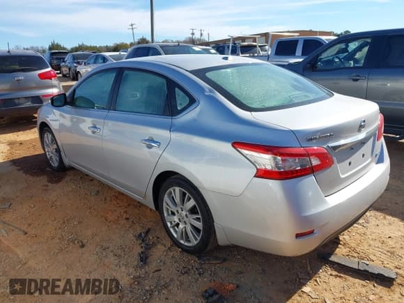 ✅ 2013 Nissan Sentra SV • VIN: 3N1AB7AP3DL665067 • Lot: 43753826. Listed on IAAI with 130,291 mi. Free auction sales archive from the USA and detailed vehicle history report at DreamBid. Image 3.