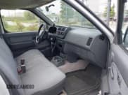 ✅ 2000 Nissan Frontier XE • VIN: 1N6DD21S1YC396142 • Lot: 43082986. Listed on IAAI with 131,181 mi. Free auction sales archive from the USA and detailed vehicle history report at DreamBid. Image 5.