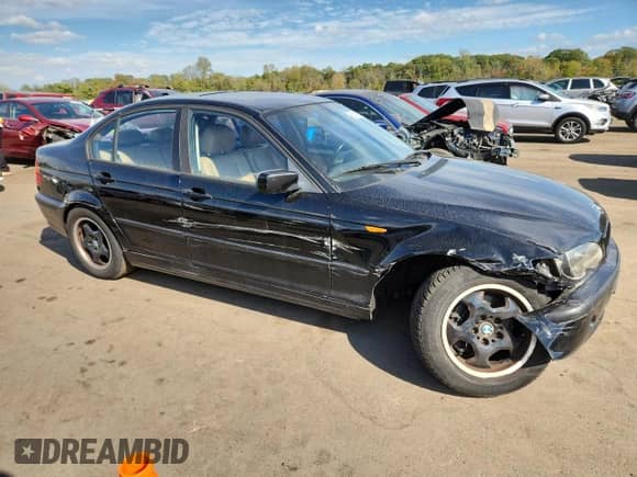 2005 BMW 3 Series 325xi with VIN WBAEU33485PR14793, listed as a Copart auction lot 85345015 with 205,426 mi miles and Salvage title. Bid and sale history available at DreamBid. Image 4.