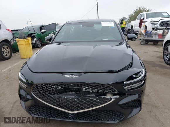 ✅ 2025 Genesis G70 Sport Advanced • VIN: KMTG54SE7SU158171 • Lot: 43397357. Listed on IAAI with 3,079 mi. Free auction sales archive from the USA and detailed vehicle history report at DreamBid. Image 12.