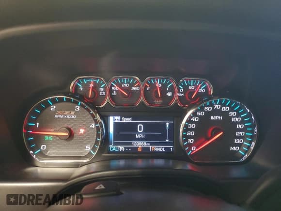 ✅ 2017 Chevrolet Silverado 2500HD LT • VIN: 1GC1KVEY7HF174151 • Lot: 86222465. Wystawiony na Copart z przebiegiem 130 868 mil. Bezpłatny archiwum sprzedaży aukcyjnych z USA i szczegółowy raport historii pojazdu na DreamBid. Zdjęcie 9.