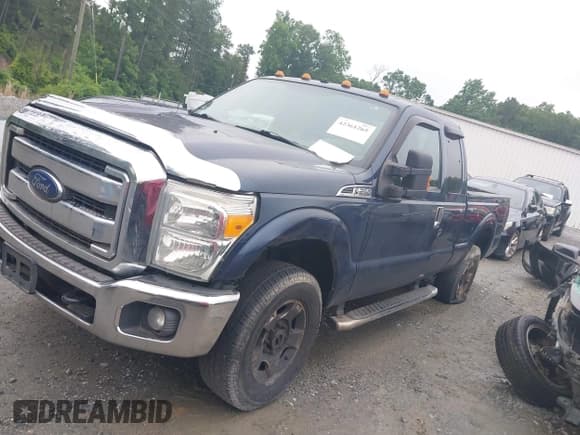 ✅ 2013 Ford F-250 XL • VIN: 1FT7X2B61DEB69122 • Lot: 42361265. Wystawiony na IAAI z przebiegiem 499 007 mil. Bezpłatny archiwum sprzedaży aukcyjnych z USA i szczegółowy raport historii pojazdu na DreamBid. Zdjęcie 14.