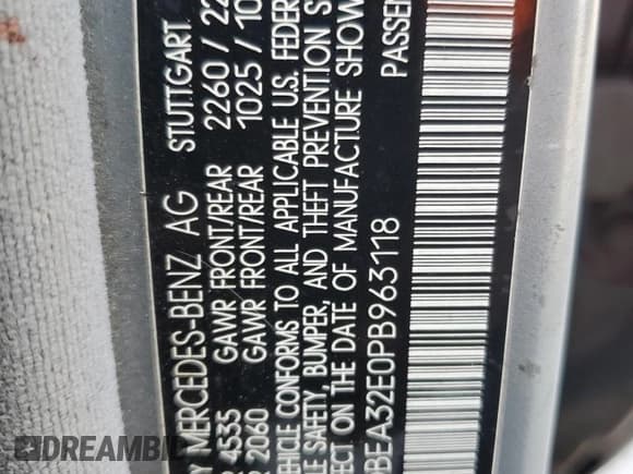 ✅ 1993 Mercedes-Benz E 320 • VIN: WDBEA32E0PB963118 • Lot: 45243905. Wystawiony na Copart z przebiegiem 154 121 mil. Bezpłatny archiwum sprzedaży aukcyjnych z USA i szczegółowy raport historii pojazdu na DreamBid. Zdjęcie 12.