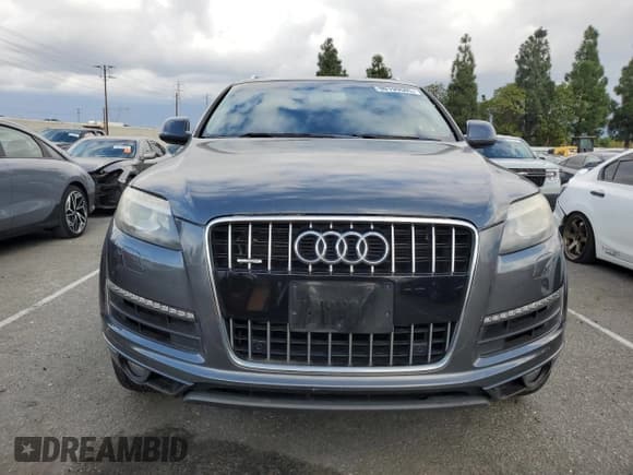 ✅ 2015 Audi Q7 Premium Plus • VIN: WA1LGAFE3FD011524 • Лот: 90199505. Опубликован ранее на Copart с пробегом 134 563 миль. Бесплатный доступ к архиву аукционных продаж из США и подробный отчёт об истории автомобиля на DreamBid. Изображение 5.