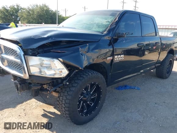 ✅ 2019 Ram 1500 SLT • VIN: 1C6RR6TT6KS690468 • Лот: 43208376. Опубликован ранее на IAAI с пробегом 177 104 миль. Бесплатный доступ к архиву аукционных продаж из США и подробный отчёт об истории автомобиля на DreamBid. Изображение 17.