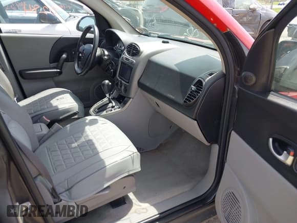 ✅ 2004 Saturn VUE V6 • VIN: 5GZCZ63474S837972 • Lot: 42140284. Wystawiony na IAAI z przebiegiem 189 000 mil. Bezpłatny archiwum sprzedaży aukcyjnych z USA i szczegółowy raport historii pojazdu na DreamBid. Zdjęcie 5.