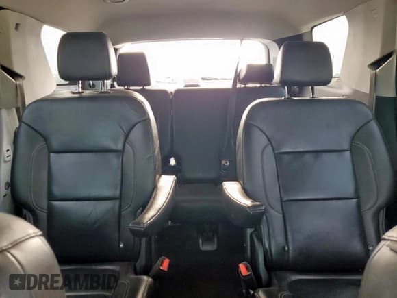 ✅ 2020 Chevrolet Traverse LT • VIN: 1GNERHKW3LJ225224 • Lot: 64946575. Listed on Copart with 153,131 mi. Free auction sales archive from the USA and detailed vehicle history report at DreamBid. Image 10.