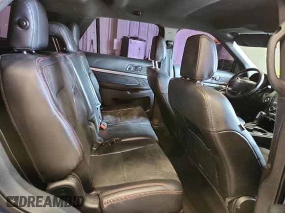 ✅ 2019 Ford Explorer XLT • VIN: 1FM5K7D85KGA39178 • Лот: 85926425. Опубликован ранее на Copart с пробегом 160 631 миль. Бесплатный доступ к архиву аукционных продаж из США и подробный отчёт об истории автомобиля на DreamBid. Изображение 11.