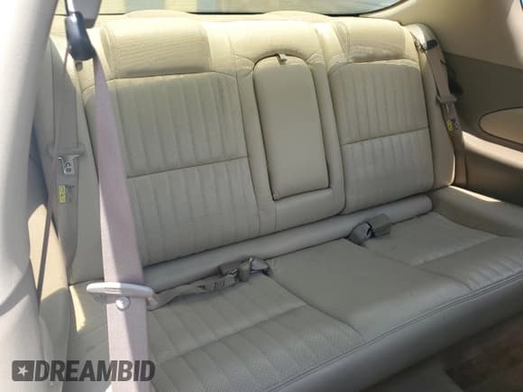 ✅ 2004 Chevrolet Monte Carlo LS • VIN: 2G1WW12E949200130 • Лот: 62151605. Опубликован ранее на Copart с пробегом 194 633 миль. Бесплатный доступ к архиву аукционных продаж из США и подробный отчёт об истории автомобиля на DreamBid. Изображение 10.