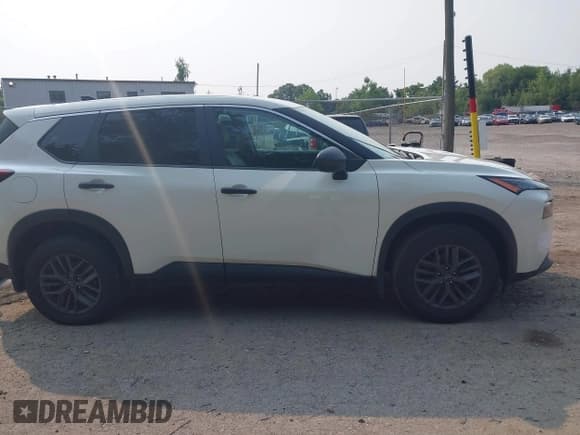 ✅ 2023 Nissan Rogue S • VIN: 5N1BT3AB2PC683583 • Lot: 42891571. Listed on IAAI with 82,905 mi. Free auction sales archive from the USA and detailed vehicle history report at DreamBid. Image 13.