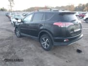 ✅ 2017 Toyota RAV4 XLE • VIN: 2T3RFREV3HW571164 • Лот: 43515669. Опубликован ранее на IAAI с пробегом 140 443 миль. Бесплатный доступ к архиву аукционных продаж из США и подробный отчёт об истории автомобиля на DreamBid. Изображение 3.