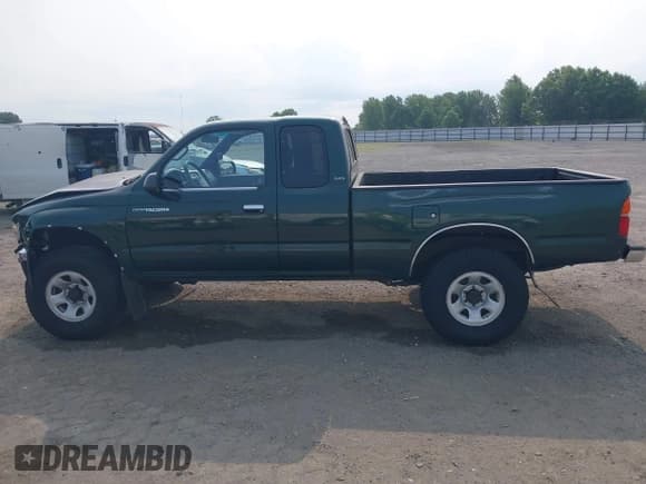 ✅ 2000 Toyota Tacoma PreRunner • VIN: 5TESN92N5YZ687561 • Лот: 42390878. Опубликован ранее на IAAI с пробегом 91 947 миль. Бесплатный доступ к архиву аукционных продаж из США и подробный отчёт об истории автомобиля на DreamBid. Изображение 14.