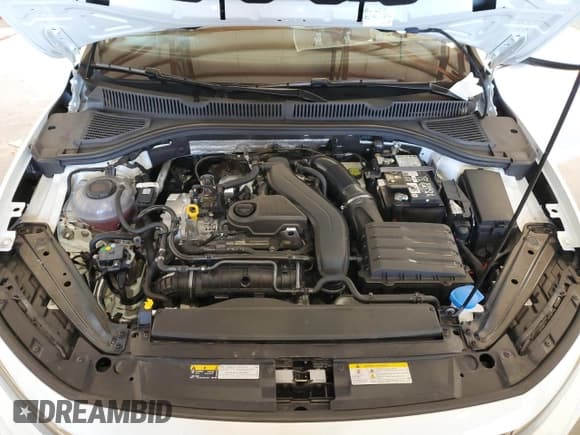 ✅ 2025 Volkswagen Jetta SE • VIN: 3VW7X7BU2SM046803 • Лот: 86322675. Опубликован ранее на Copart с пробегом 7 215 миль. Бесплатный доступ к архиву аукционных продаж из США и подробный отчёт об истории автомобиля на DreamBid. Изображение 11.