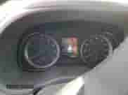 2019 Hyundai Kona SE z VIN KM8K12AA7KU272822, wystawiony jako Copart lot #44000563 z przebiegiem 45 853 mil mil oraz . Historia ofert i sprzedaży dostępna na DreamBid. Obrazek 9.