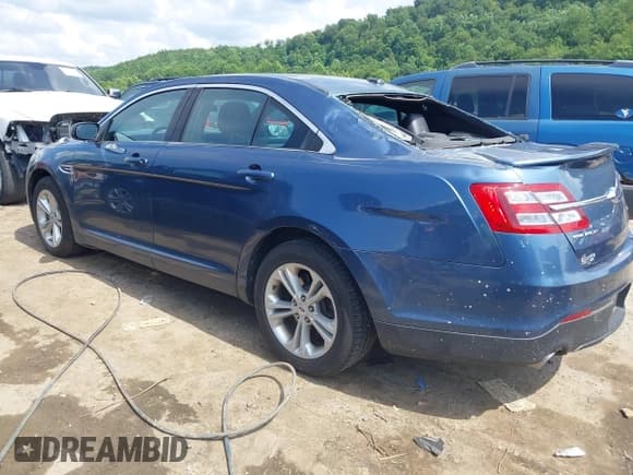 ✅ 2019 Ford Taurus SEL • VIN: 1FAHP2E83KG119878 • Lot: 42715488. Wystawiony na IAAI z przebiegiem 36 271 mil. Bezpłatny archiwum sprzedaży aukcyjnych z USA i szczegółowy raport historii pojazdu na DreamBid. Zdjęcie 3.
