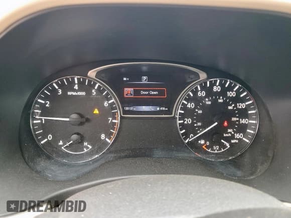 ✅ 2019 Nissan Pathfinder SV • VIN: 5N1DR2MN0KC641204 • Lot: 62415325. Wystawiony na Copart z przebiegiem 135 137 mil. Bezpłatny archiwum sprzedaży aukcyjnych z USA i szczegółowy raport historii pojazdu na DreamBid. Zdjęcie 9.