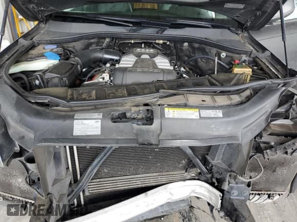 ✅ 2015 Audi Q7 Premium Plus • VIN: WA1LGBFE3FD003493 • Lot: 64361184. Listed on Copart with 143,085 mi. Free auction sales archive from the USA and detailed vehicle history report at DreamBid. Image 12.