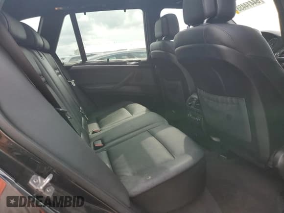 ✅ 2012 BMW X5 50i • VIN: 5UXZV8C51CL424965 • Лот: 64414455. Опубликован ранее на Copart с пробегом 121 894 миль. Бесплатный доступ к архиву аукционных продаж из США и подробный отчёт об истории автомобиля на DreamBid. Изображение 11.