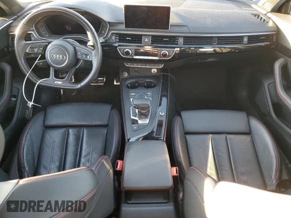 ✅ 2017 Audi A8 Sport • VIN: WAU43AFD4HN004010 • Lot: 86876745. Wystawiony na Copart z przebiegiem 118 261 mil. Bezpłatny archiwum sprzedaży aukcyjnych z USA i szczegółowy raport historii pojazdu na DreamBid. Zdjęcie 8.