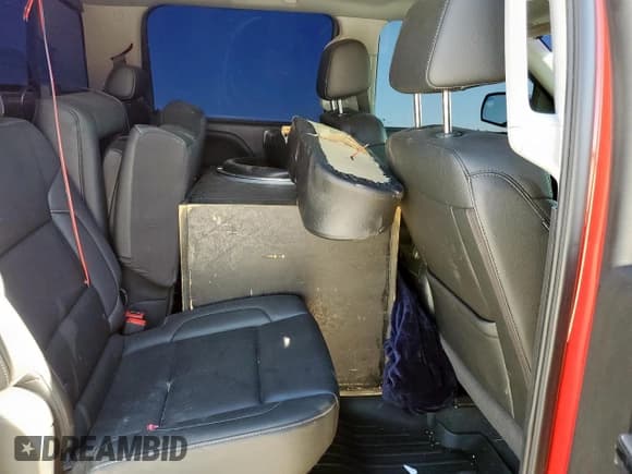 ✅ 2018 Chevrolet Silverado 1500 LTZ • VIN: 3GCPCSEC6JG629179 • Lot: 86591475. Wystawiony na Copart z przebiegiem 96 233 mil. Bezpłatny archiwum sprzedaży aukcyjnych z USA i szczegółowy raport historii pojazdu na DreamBid. Zdjęcie 10.