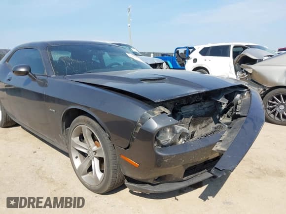 ✅ 2015 Dodge Challenger R/T • VIN: 2C3CDZAT6FH865448 • Lot: 43256236. Wystawiony na IAAI z przebiegiem 216 862 mil. Bezpłatny archiwum sprzedaży aukcyjnych z USA i szczegółowy raport historii pojazdu na DreamBid. Zdjęcie 6.