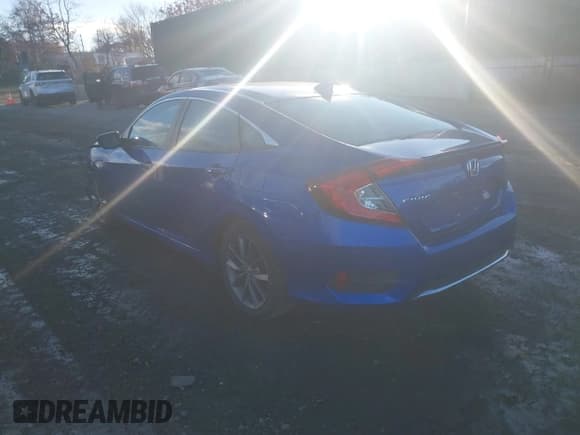 ✅ 2019 Honda Civic EX • VIN: 19XFC1F31KE204289 • Lot: 43761501. Listed on IAAI with 65,012 mi. Free auction sales archive from the USA and detailed vehicle history report at DreamBid. Image 3.