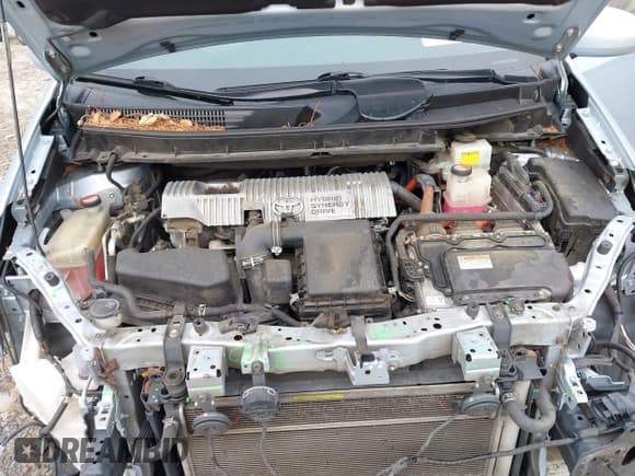 ✅ 2015 Toyota Prius Two • VIN: JTDZN3EU0FJ022766 • Lot: 42812510. Listed on IAAI with 233,074 mi. Free auction sales archive from the USA and detailed vehicle history report at DreamBid. Image 10.