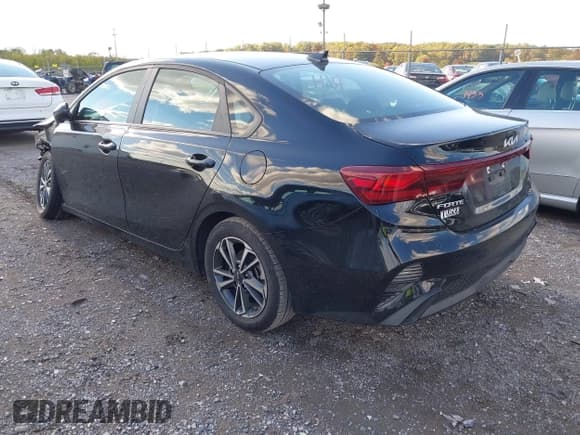 ✅ 2024 Kia Forte LXS • VIN: 3KPF24AD9RE826251 • Lot: 43483218. Wystawiony na IAAI z przebiegiem 47 031 mil. Bezpłatny archiwum sprzedaży aukcyjnych z USA i szczegółowy raport historii pojazdu na DreamBid. Zdjęcie 3.