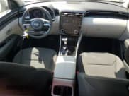 ✅ 2022 Hyundai Tucson SEL • VIN: 5NMJB3AE1NH099428 • Lot: 74963464. Wystawiony na Copart z przebiegiem 29 037 mil. Bezpłatny archiwum sprzedaży aukcyjnych z USA i szczegółowy raport historii pojazdu na DreamBid. Zdjęcie 8.