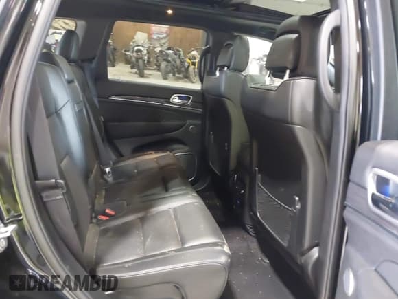 ✅ 2018 Jeep Grand Cherokee High Altitude • VIN: 1C4RJFCG4JC477269 • Lot: 42506434. Listed on IAAI with 109,539 mi. Free auction sales archive from the USA and detailed vehicle history report at DreamBid. Image 8.