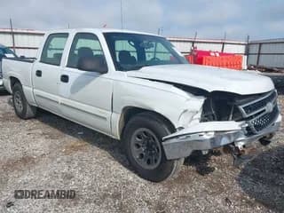 ✅ 2006 Chevrolet Silverado 1500 LS • VIN: 2GCEC13V661235946 • Lot: 42716862. Listed on IAAI with 347,397 mi. Free auction sales archive from the USA and detailed vehicle history report at DreamBid. Image 1.