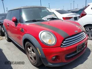 2011 MINI Hardtop with VIN WMWSU3C56BT091666, listed as a IAAI auction lot 42024968 with 145,362 mi miles and . Bid and sale history available at DreamBid. Image 1.