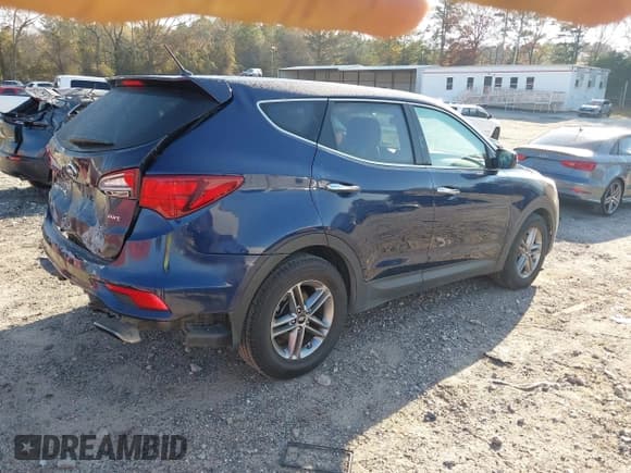 ✅ 2018 Hyundai Santa Fe 2.4L • VIN: 5XYZT3LB2JG568341 • Лот: 43744926. Опубликован ранее на IAAI с пробегом 81 693 миль. Бесплатный доступ к архиву аукционных продаж из США и подробный отчёт об истории автомобиля на DreamBid. Изображение 4.