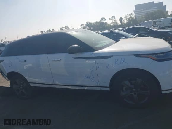 ✅ 2022 Land Rover Range Rover Velar S • VIN: SALYJ2EX8NA346955 • Лот: 43614892. Опубликован ранее на IAAI с пробегом 56 440 миль. Бесплатный доступ к архиву аукционных продаж из США и подробный отчёт об истории автомобиля на DreamBid. Изображение 13.