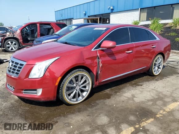 ✅ 2013 Cadillac XTS Luxury • VIN: 2G61R5S36D9241185 • Lot: 63567255. Wystawiony na Copart z przebiegiem 111 371 mil. Bezpłatny archiwum sprzedaży aukcyjnych z USA i szczegółowy raport historii pojazdu na DreamBid. Zdjęcie 1.