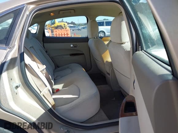 ✅ 2005 Buick LaCrosse CX • VIN: 2G4WC532551297818 • Lot: 43396297. Listed on IAAI with 143,253 mi. Free auction sales archive from the USA and detailed vehicle history report at DreamBid. Image 8.