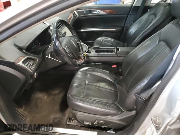 ✅ 2015 Lincoln MKZ Hybrid • VIN: 3LN6L2LU0FR626860 • Lot: 60823365. Listed on Copart with 170,833 mi. Free auction sales archive from the USA and detailed vehicle history report at DreamBid. Image 7.