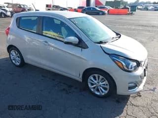 ✅ 2019 Chevrolet Spark LT • VIN: KL8CD6SA5KC701881 • Лот: 43262911. Опубликован ранее на IAAI с пробегом 4 970 миль. Бесплатный доступ к архиву аукционных продаж из США и подробный отчёт об истории автомобиля на DreamBid. Изображение 1.