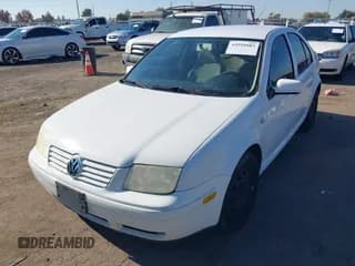 ✅ 2002 Volkswagen Jetta GLS • VIN: 3VWSB69M92M192494 • Lot: 43594883. Listed on IAAI with 215,379 mi. Free auction sales archive from the USA and detailed vehicle history report at DreamBid. Image 2.