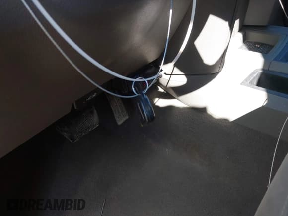 ✅ 2008 Dodge 1500 SLT • VIN: 3D7KR19D88G114609 • Лот: 41652242. Опубликован ранее на IAAI с пробегом 303 728 миль. Бесплатный доступ к архиву аукционных продаж из США и подробный отчёт об истории автомобиля на DreamBid. Изображение 11.