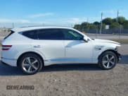 ✅ 2023 Genesis GV80 • VIN: KMUHCESCXPU106714 • Lot: 41899438. Wystawiony na IAAI z przebiegiem 35 750 mil. Bezpłatny archiwum sprzedaży aukcyjnych z USA i szczegółowy raport historii pojazdu na DreamBid. Zdjęcie 13.