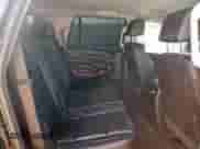 2019 Chevrolet Tahoe LT z VIN 1GNSCBKC2KR118169, wystawiony jako Copart lot #85701705 z przebiegiem 113 918 mil mil oraz Czysty tytuł • Clean title. Historia ofert i sprzedaży dostępna na DreamBid. Obrazek 11.