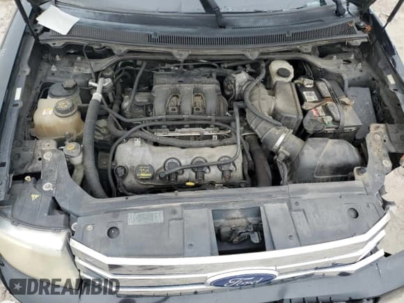 ✅ 2011 Ford Flex Limited • VIN: 2FMHK6DC2BBD01967 • Lot: 67293735. Listed on Copart with 255,743 mi. Free auction sales archive from the USA and detailed vehicle history report at DreamBid. Image 12.