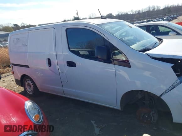 ✅ 2020 Nissan NV200 SV • VIN: 3N6CM0KN4LK697774 • Lot: 43912848. Wystawiony na IAAI z przebiegiem 102 848 mil. Bezpłatny archiwum sprzedaży aukcyjnych z USA i szczegółowy raport historii pojazdu na DreamBid. Zdjęcie 13.